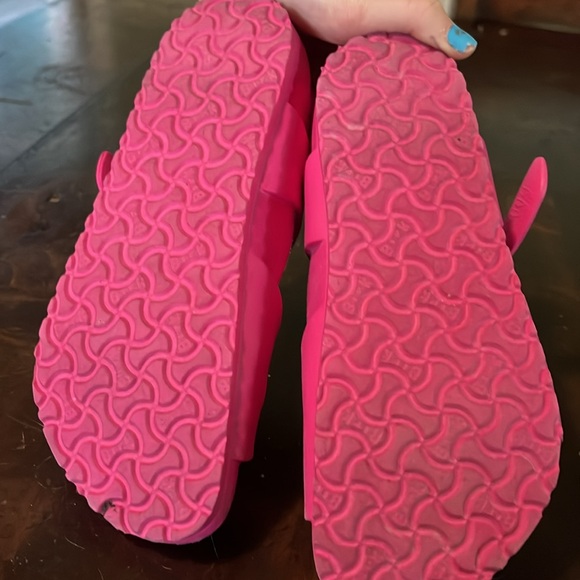 Girls Birkenstock Sandals. Pink Size 1 - Picture 3 of 3